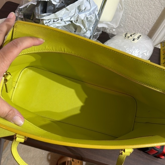 MCM Tote with free Pouch - Picture 10 of 10